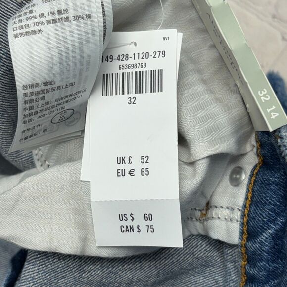 NWT Abercrombie & Fitch Women High Rise Mom Jean Shorts Size 32/14 Denim C056 -9 - Picture 11 of 16